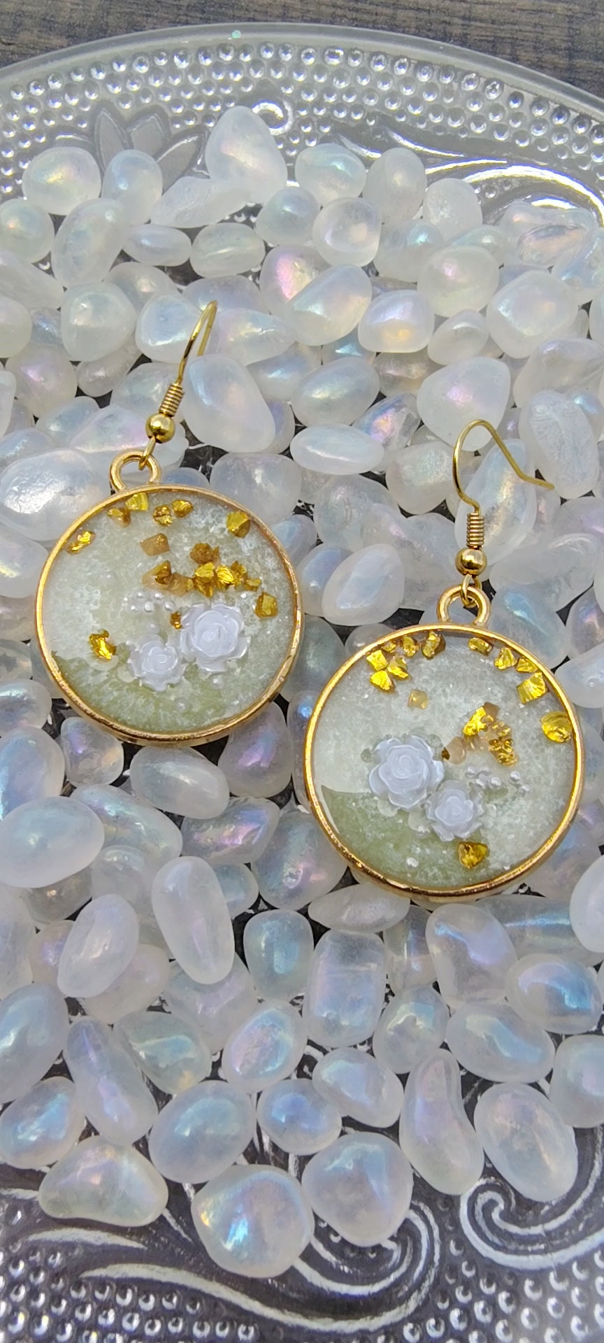 Spring Roses Earrings / Gold Circle