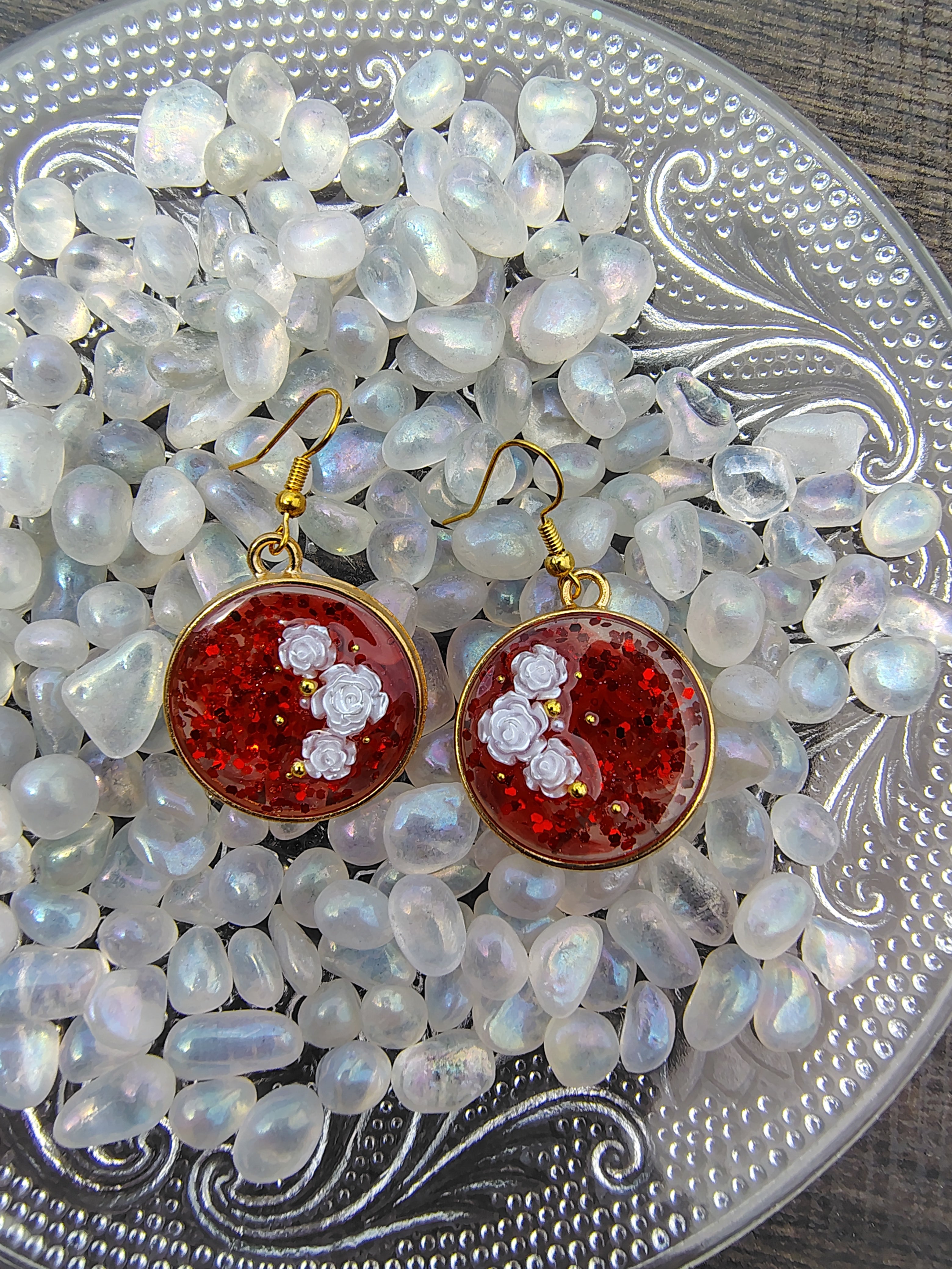 Be My Valentine Earrings / Gold Circle